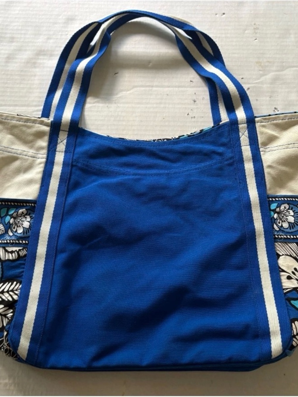 VERA BRADLEY Large Colorblock Tote- Blue Bayou- Retired Pattern